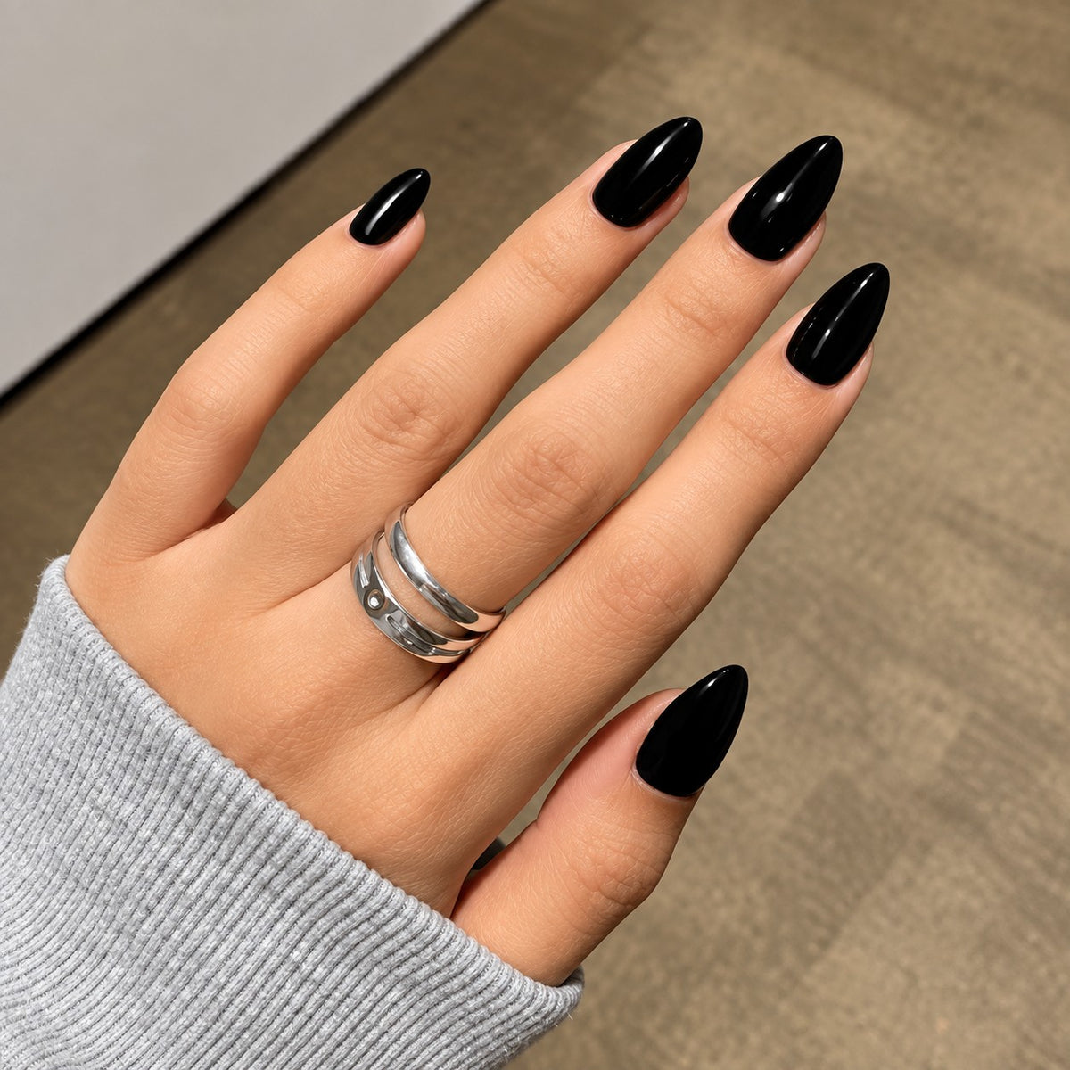 Glossy Black Luxury Press-On Nails 30 pcs