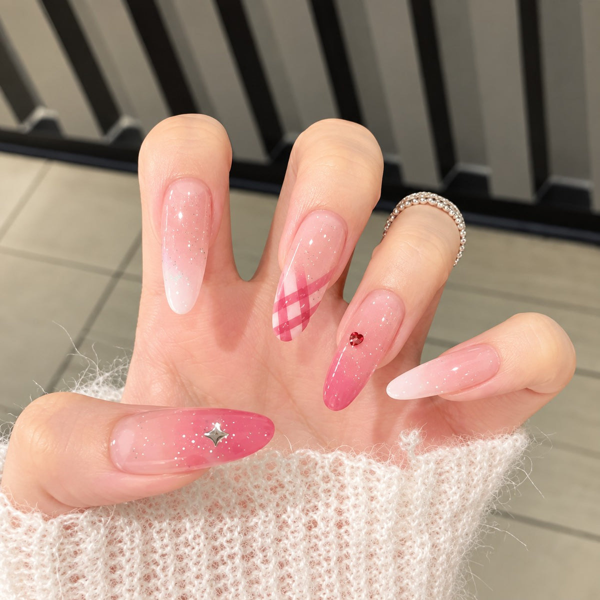 Sweetheart Pink Jelly Glow Press-On Nails 10 pcs